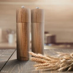 Dieux® - Peper En Zoutmolen Set - Cilinder Vorm - 22CM - Zout Peper Kruiden - 2 Stuks - Acacia Hout - Instelbare Maalgraad - Duurzaam - Luxe Kwaliteit - Hervulbaar - Pepermolen - Zoutmolen - BBQ Accesoires - Pasen -Kwaliteitskeukenwinkel Voor Thuis 1200x1200 1197