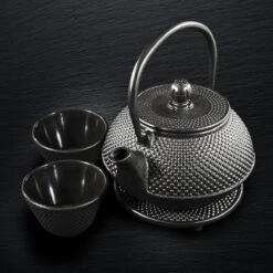SakuraTea - Theepot Set - 4-delig - Gietijzer - Zwart - 0.8L - 2 Kopjes (100ml) -Kwaliteitskeukenwinkel Voor Thuis 1200x1200 158