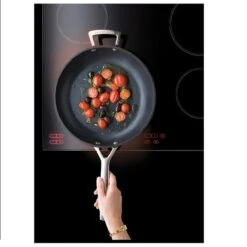 Le Creuset Koekenpan Les Forgées TNS - ø 28 Cm - Standaard Anti-aanbaklaag -Kwaliteitskeukenwinkel Voor Thuis 1200x1200 522
