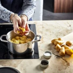 Demeyere Classico 3 Kookpan – Met Deksel – Inductie – RVS – 20 Cm – 3L -Kwaliteitskeukenwinkel Voor Thuis 1200x1200 583