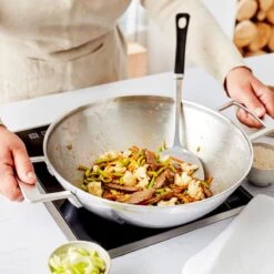 Demeyere Industry 5 RVS Wokpan – Wokpan Inductie – 30 Cm –2 Handvaten – PTFE-vrij -Kwaliteitskeukenwinkel Voor Thuis 1200x1200 620