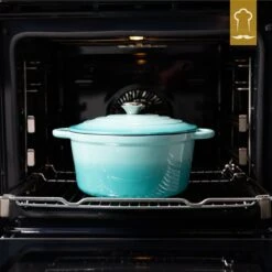 Chefarone Gietijzeren Pan - Braadpan Inclusief Deksel - Geschikt Voor Alle Warmtebronnen - Geëmailleerd Blauw -Kwaliteitskeukenwinkel Voor Thuis 1200x1200 675