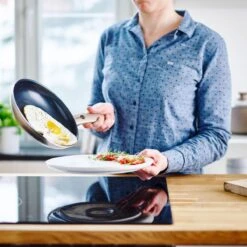 GreenPan Cambridge Koekenpan 20cm - Brons - Inductie - PFAS-vrij -Kwaliteitskeukenwinkel Voor Thuis 1200x1200 846