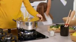 Tefal Cook & Cool E493S6 - Set 3-delig (kookpan 20/24 + Steelpan 16) -Kwaliteitskeukenwinkel Voor Thuis 1200x674 14