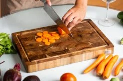 VDN Professionele Snijplank Acacia Hout Met Sapgeul En Handvatten – Hakblok 26x38x3.5 Cm -Kwaliteitskeukenwinkel Voor Thuis 1200x799 77