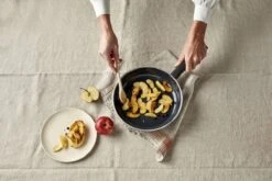 Demeyere Alu Cosi 3 Koekenpan - Ceraforce - 30 Cm - PTFE-vrij -Kwaliteitskeukenwinkel Voor Thuis 1200x800 148