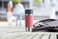 Tefal Travel Mug Easy Twist Thermobeker - Koraalrood - 0,36 Liter -Kwaliteitskeukenwinkel Voor Thuis 1200x800 2