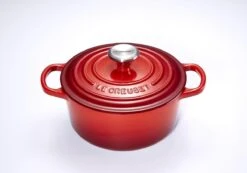 Le Creuset Signature Braadpan - 4,2 L - 24 Cm - Kersenrood -Kwaliteitskeukenwinkel Voor Thuis 1200x839