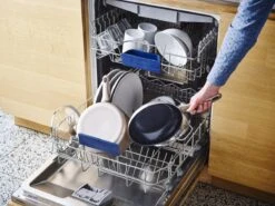 GreenPan Cambridge Hapjespan Met Deksel 28cm - Brons - Inductie - PFAS-vrij 18 GreenPan Cambridge Hapjespan Met Deksel 28cm - Brons - Inductie - PFAS-vrij -Kwaliteitskeukenwinkel Voor Thuis 1200x899 28