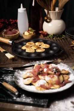 Blackwell Poffertjespan - Met Houten Steel - Gietijzer - ø 24 Cm -Kwaliteitskeukenwinkel Voor Thuis 799x1200 14