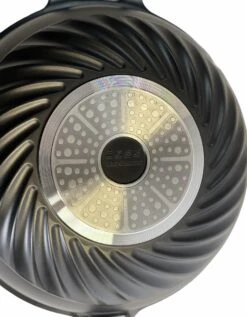 Cheffinger Wokpan Met Deksel - 32cm - Zwart - Pan - Keukenaccessoires -Kwaliteitskeukenwinkel Voor Thuis 936x1200 1