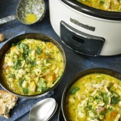 Crockpot Slowcooker - Digitaal - 3.5 Liter - CR060 -Kwaliteitskeukenwinkel Voor Thuis CSC060Soupoverhead Retouched 5dca888ca549f3.30654960